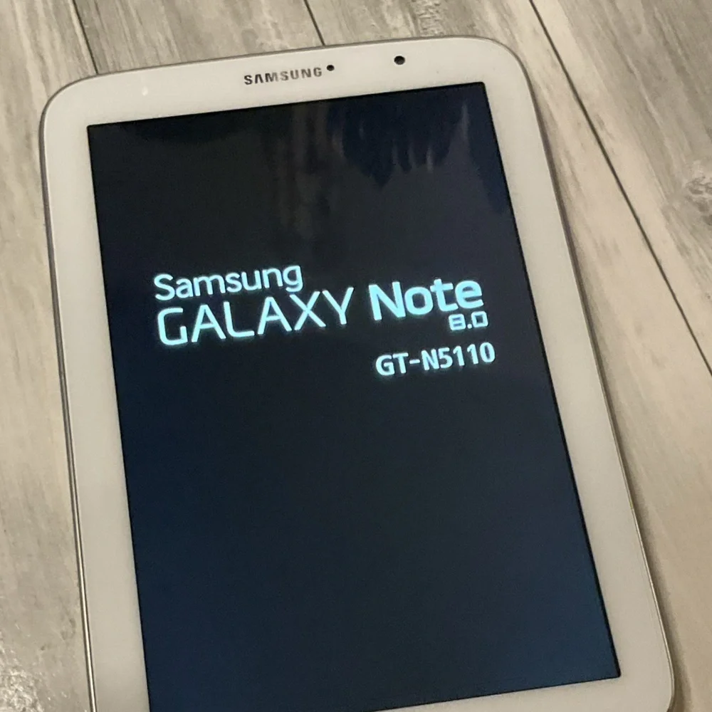 Samsung Galaxy Note 8.0 tablet (Model GT-N5110 Tablet White